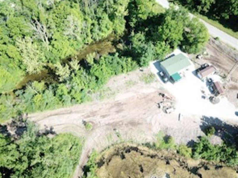 Home for Sale with 48 Acres : Clay City : Clay County : Indiana