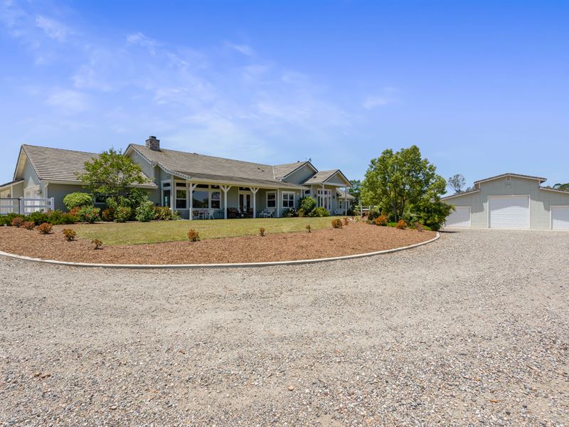 Mountain View Custom Masterpiece : Valley Center : San Diego County : California