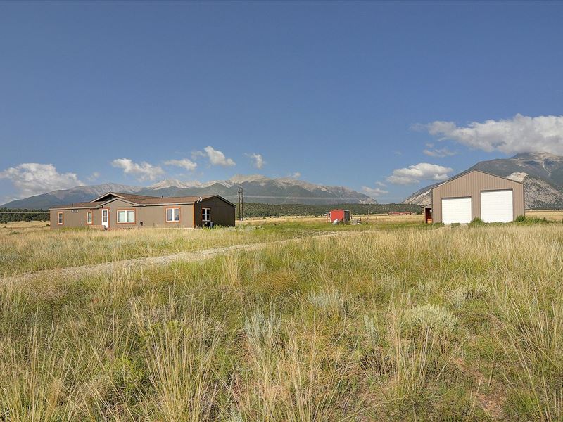Spacious Home On 40 Acres : Nathrop : Chaffee County : Colorado