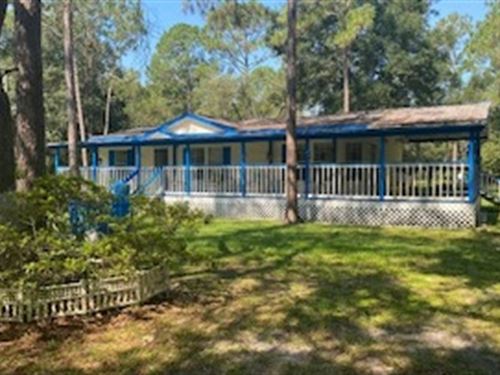 Well Maintained : O'brien : Suwannee County : Florida