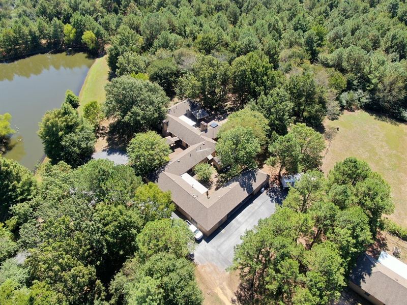 Hidden Lake Estate : Searcy : White County : Arkansas