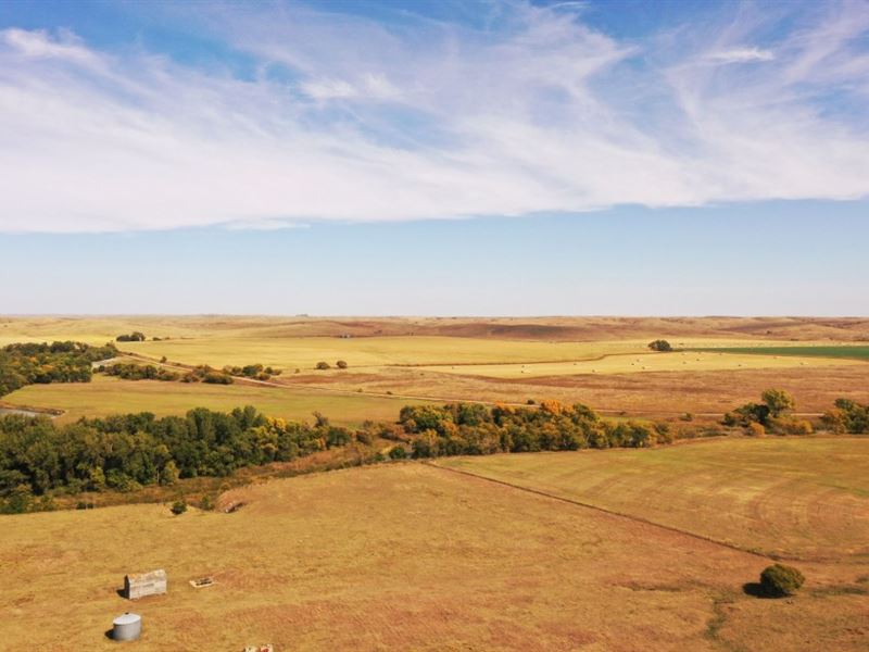 The Devine Ranch : Oconto : Custer County : Nebraska