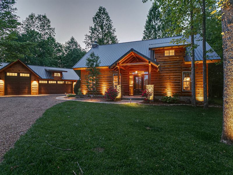 Stunning Leipers Fork Log Cabin : Franklin : Williamson County : Tennessee