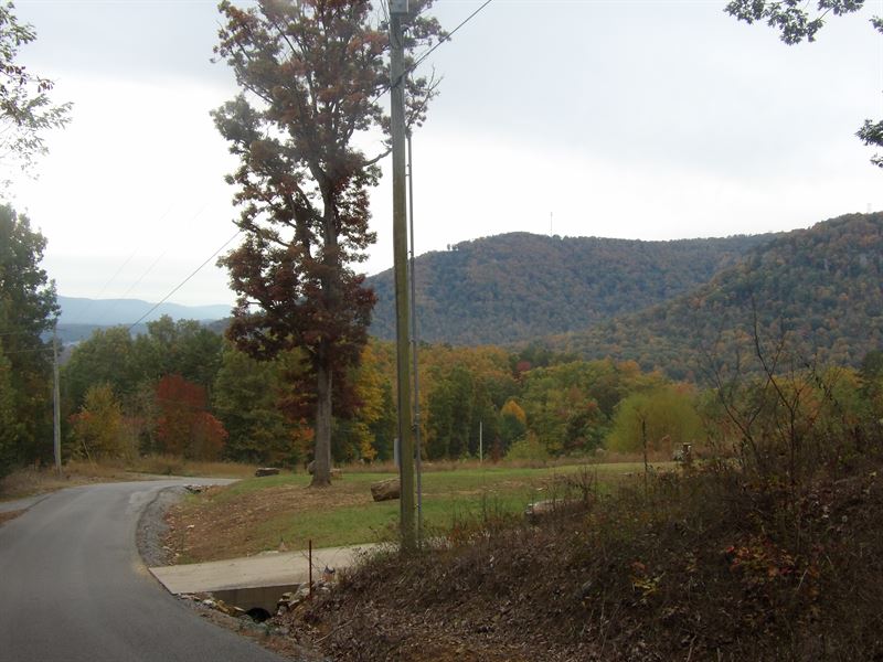 Private, Great Location, Bld Spots : Dunlap : Sequatchie County : Tennessee