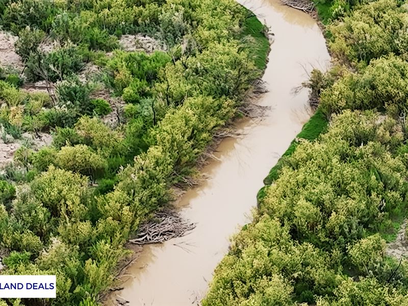 67 Acres with River Frontage : Sierra Blanca : Hudspeth County : Texas