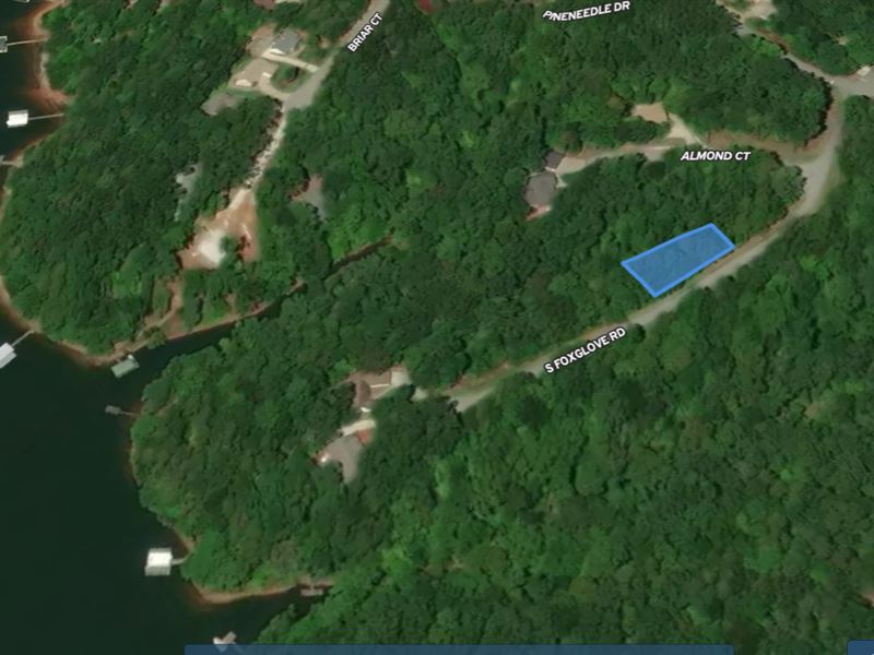 .23 Acres Lot at Chickasaw Pointe : Westminster : Oconee County : South Carolina