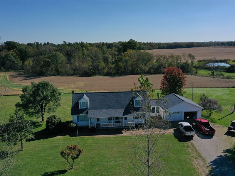 Home & Farmland Auction in Ohio : Johnstown : Licking County : Ohio