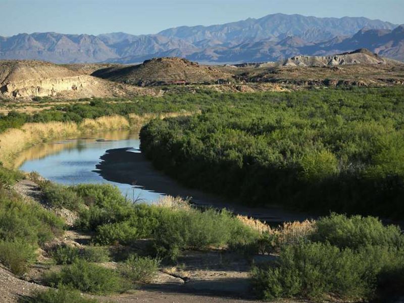20 Acres on The Rio Grande River : Sierra Blanca : Hudspeth County : Texas