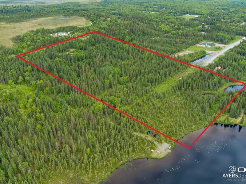 21.29 Acre Mountain and Lake View : Kasilof : Kenai Peninsula Borough : Alaska