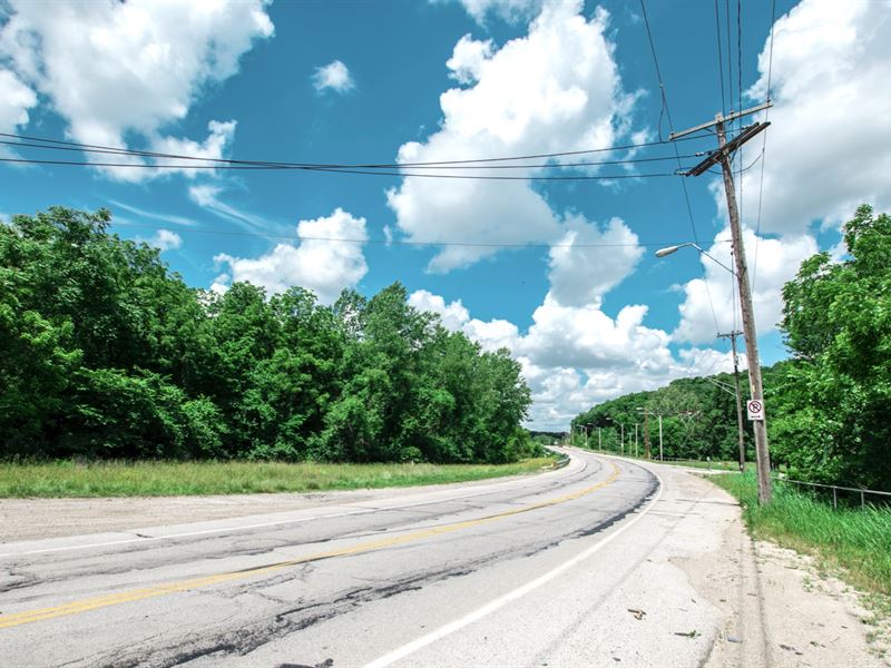 Wooded Lot Near Arrowhead Stadium : Kansas City : Jackson County : Missouri