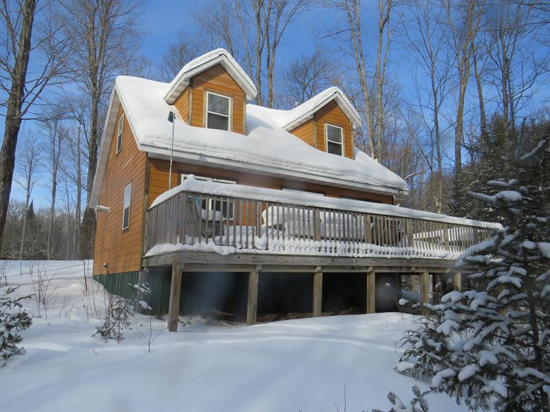 Great Cabin on Estes Lake : Sidnaw : Houghton County : Michigan