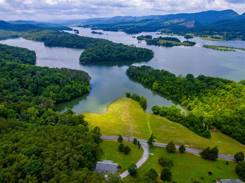 Cherokee Lake Home on 7 Acres : Bean Station : Grainger County : Tennessee