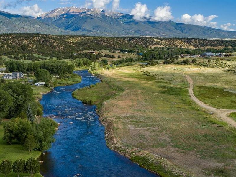 Luxury Living on The Arkansas River : Buena Vista : Chaffee County : Colorado