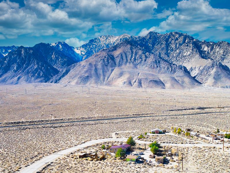 Utilities & Mountain Views : Olancha : Inyo County : California