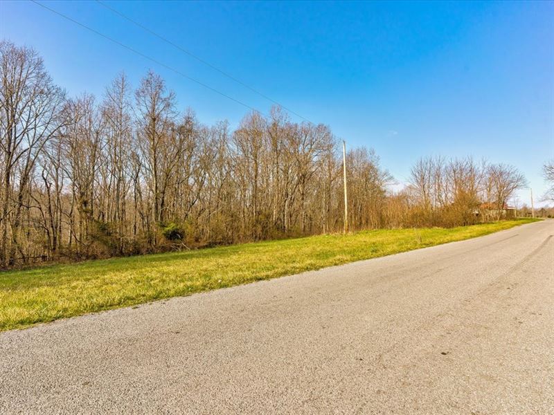 Unrestricted Lot Near Norris Lake : Speedwell : Claiborne County : Tennessee