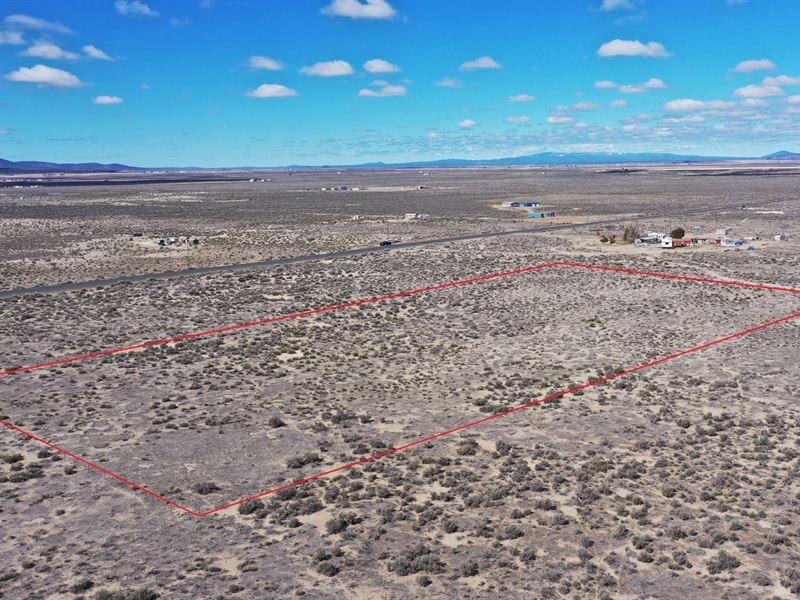 5 Acres Right Off Paved Road : Silver Lake : Lake County : Oregon