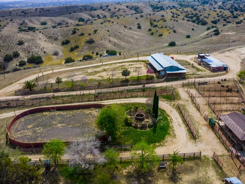 719.15 Acres in New Cuyama, California : New Cuyama : Santa Barbara County : California