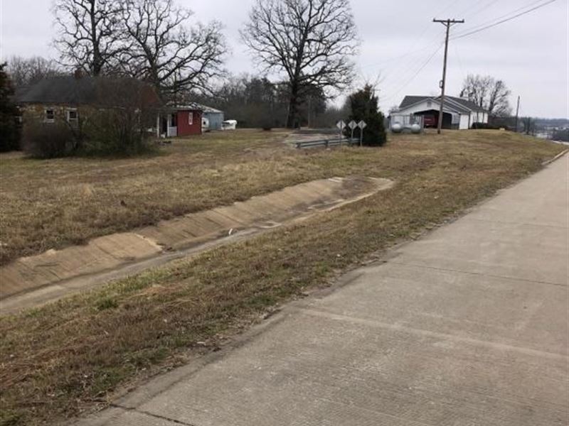 Hwy Frontage Commercial Land : West Plains : Howell County : Missouri