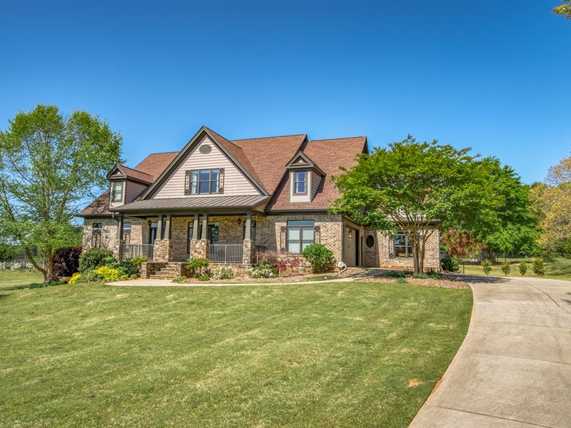 Immaculate Home on 5+ Acres, Pool : Social Circle : Walton County : Georgia