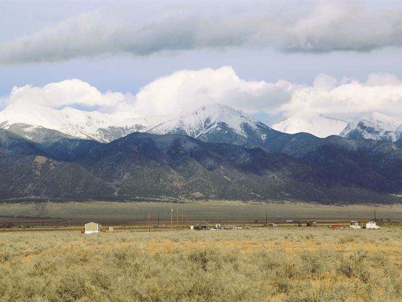 Peaceful Mountain Views : Moffat : Saguache County : Colorado