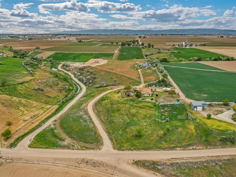 Miller's Hill Country Home Shop : Parma : Canyon County : Idaho