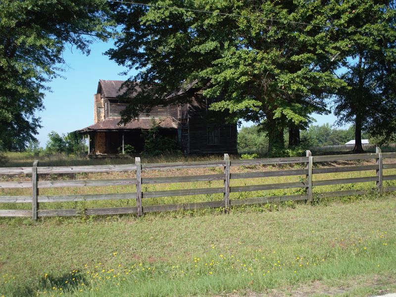 55+/- Acres with River Front : Campobello : Spartanburg County : South Carolina