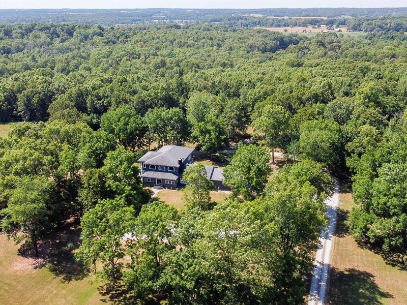 Hobby Farm with Contemporary Home : West Plains : Howell County : Missouri