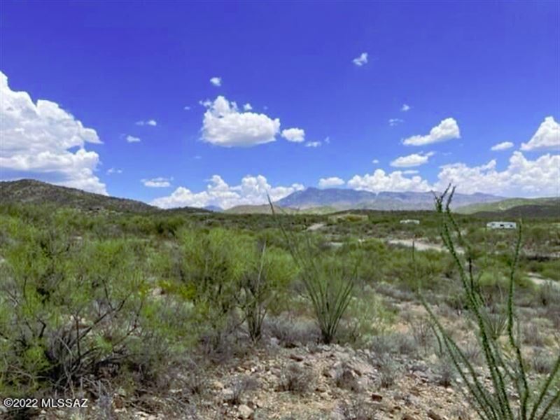 Country Living, Well, Electric : Vail : Pima County : Arizona