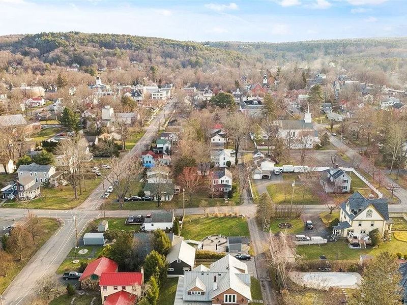 46K Sqft in Milford, PA : Milford : Pike County : Pennsylvania