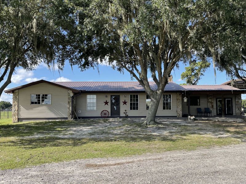 Hillsborough Equestrian Estate : Plant City : Polk County : Florida