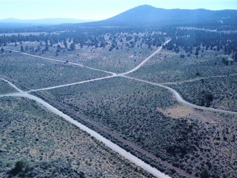Enjoy Gorgeous Mountain Views : Beatty : Klamath County : Oregon