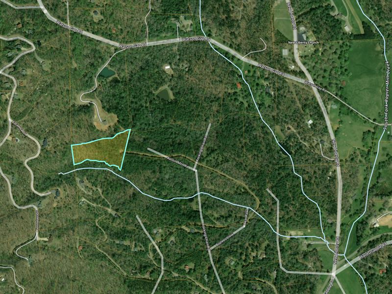 3.9 Acres In Growing Subdivision : Mineral Bluff : Fannin County : Georgia