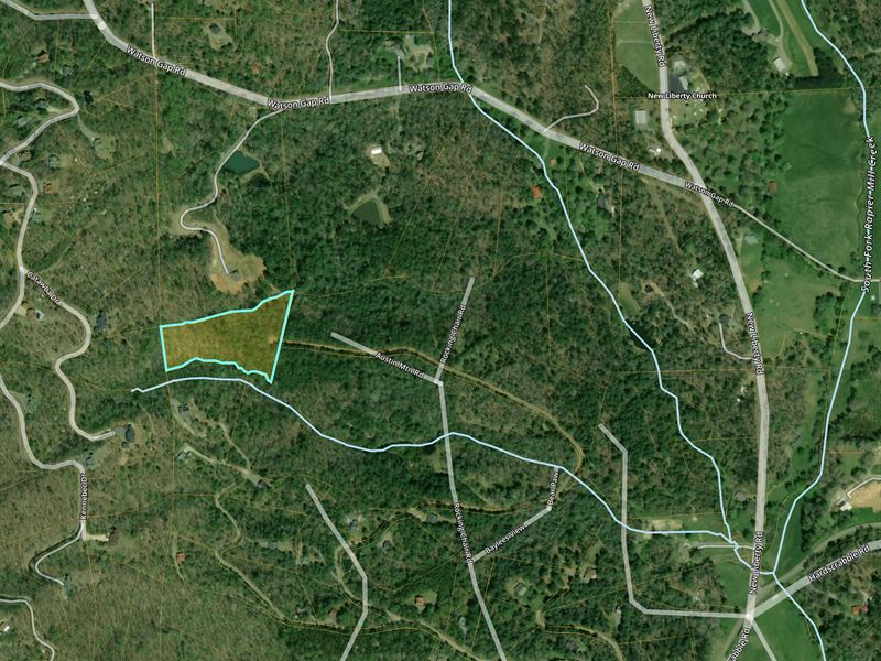 3.9 Acres in Growing Subdivision : Mineral Bluff : Fannin County : Georgia
