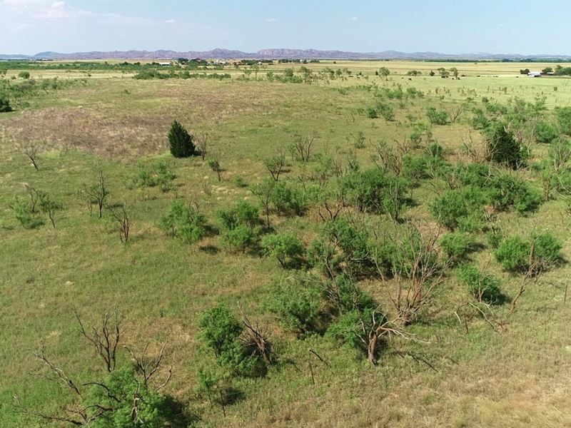 26.13 Acres in Ok, No Restrictions : Indiahoma : Comanche County : Oklahoma