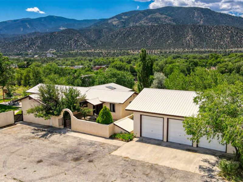 Country Living, Convenient Location : Poncha Springs : Chaffee County : Colorado