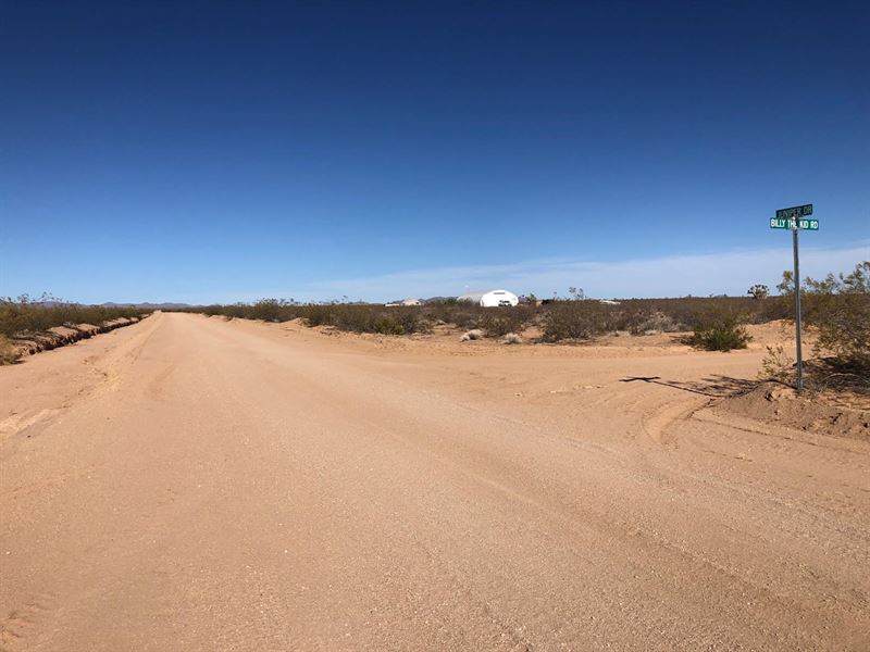 $4,900 Down Pmt, Expansive Property : Lake Havasu City : Mohave County : Arizona