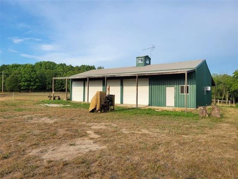 176 Acres, Shop with Living Quarter : Cabool : Texas County : Missouri