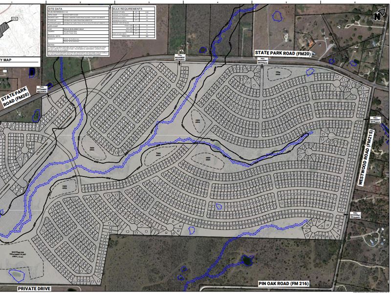 366 Acres in Prime Lockhart, Texas : Lockhart : Caldwell County : Texas