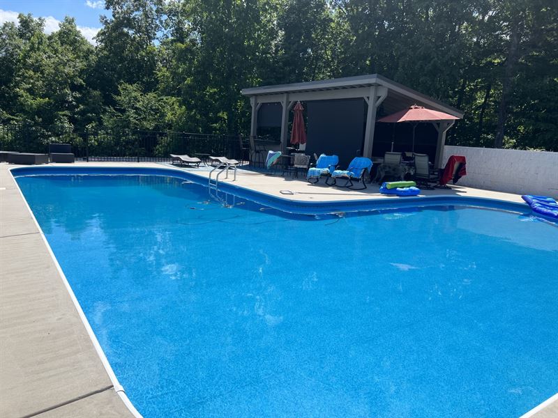104Ac Franklin Co TN Home and Pool : Belvidere : Franklin County : Tennessee