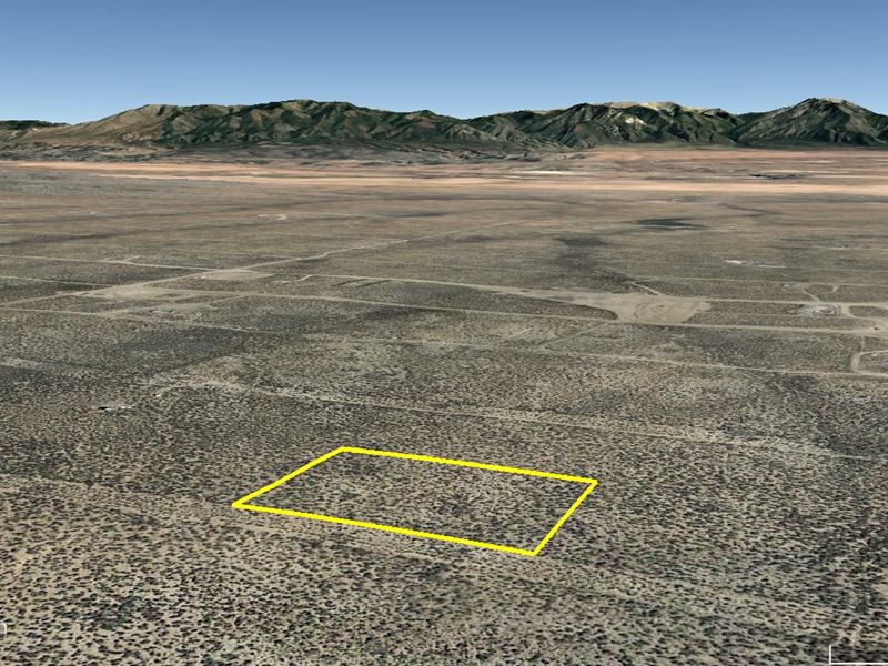 Taos Mountain Views : El Prado : Taos County : New Mexico