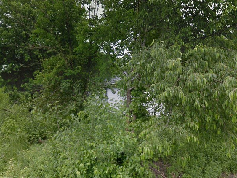 .23 Acre in St. Clair County, IL : Aledo : Saint Clair County : Illinois