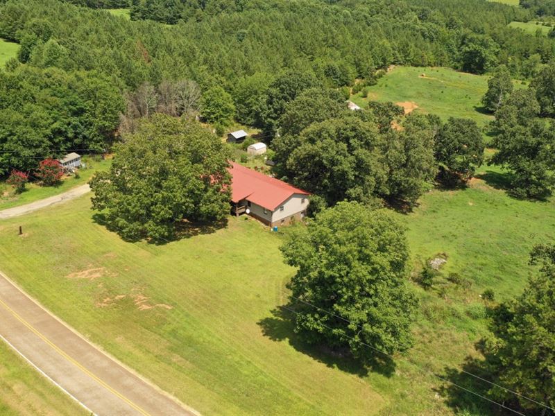 Farmhouse with Pasture : Iva : Anderson County : South Carolina