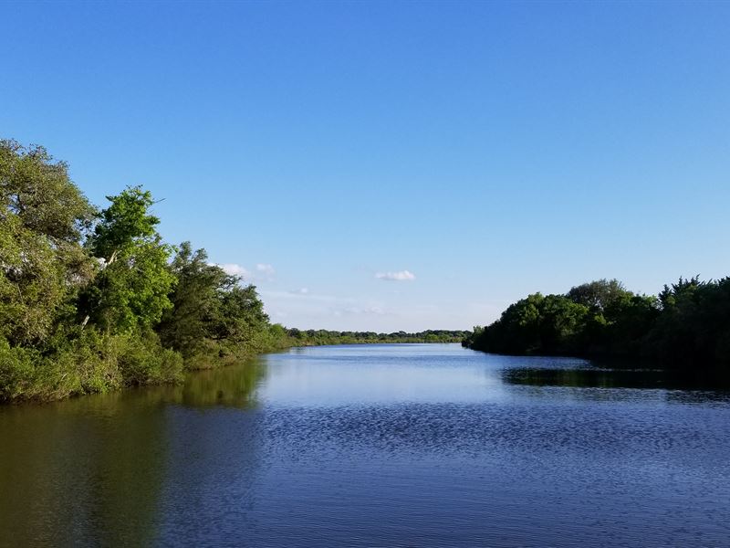 Unrestricted Lot in Brazoria County : Brazoria : Brazoria County : Texas