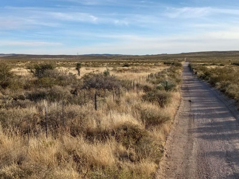 40 Acre West Texas Ranch Property : Sierra Blanca : Hudspeth County : Texas