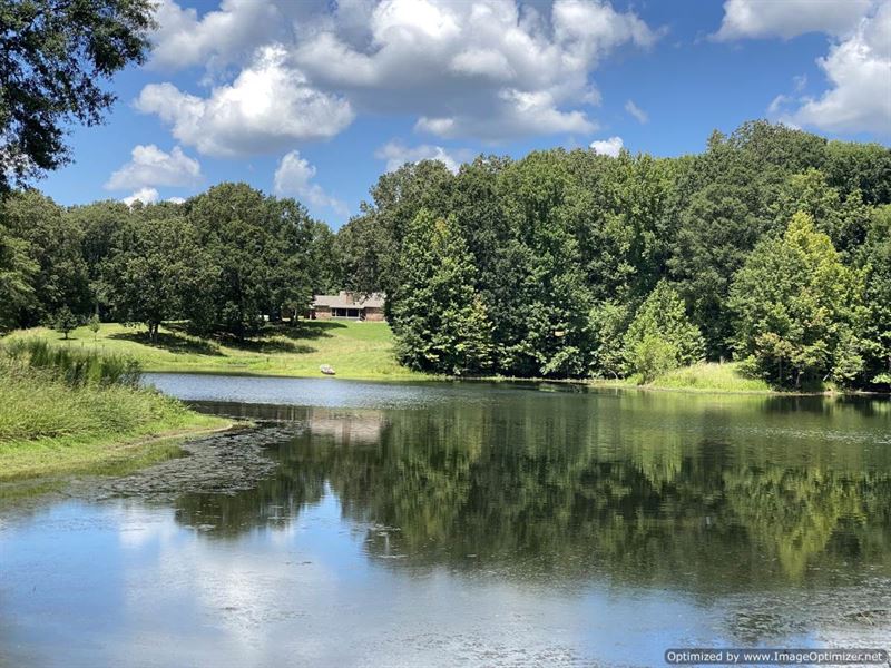 Beautiful Home on 22 Ac, Lake : Yazoo City : Yazoo County : Mississippi
