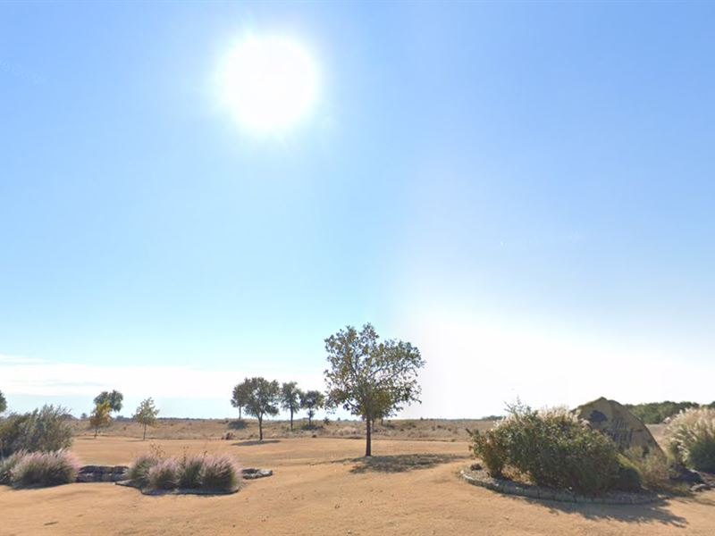 Gated Community, Championship Golf : Cleburne : Johnson County : Texas