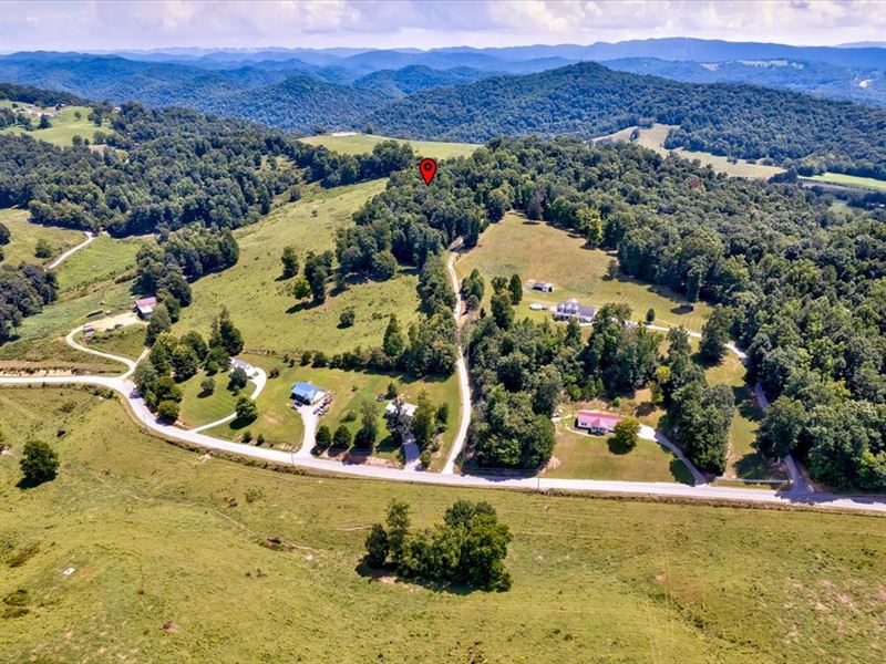 Unrestricted Acreage in TN : Sneedville : Hancock County : Tennessee