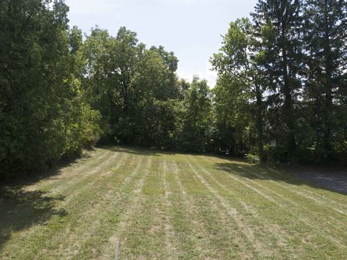 Full Utilities in The Village : Manlius : Onondaga County : New York