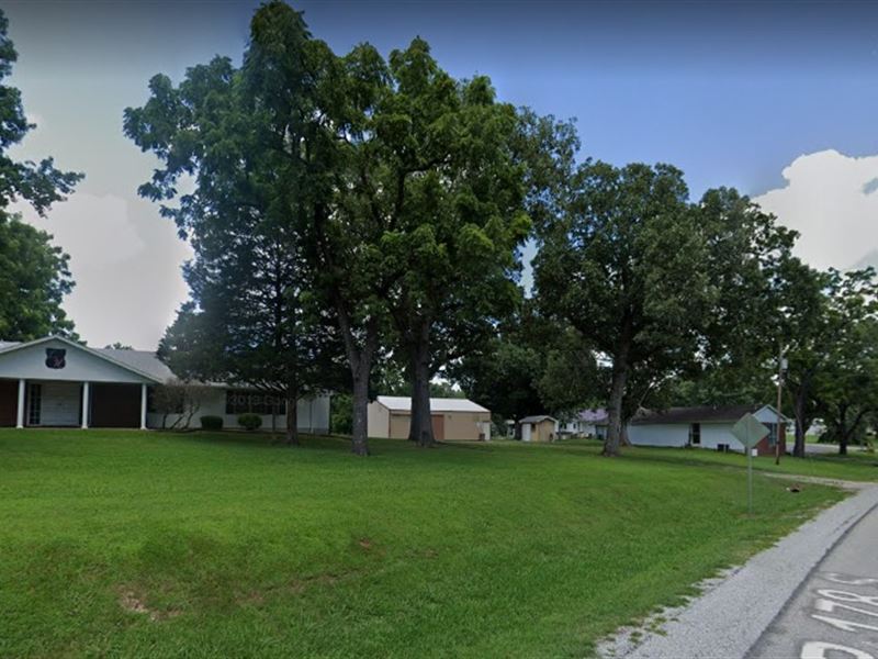 Unrestricted Lot in Baxter County : Midway : Baxter County : Arkansas
