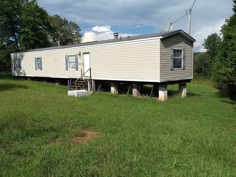 Acreage with Rental Mobile Homes : Rutherfordton : Rutherford County : North Carolina